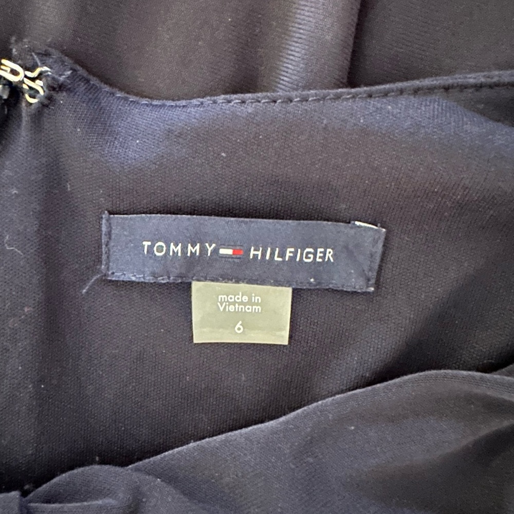 Tommy Hilfiger jumpsuit size 6 - Picture 4 of 8